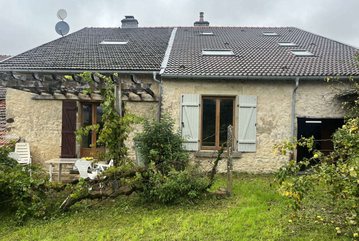 photo_39813aca55c27a2796651247bff837ff