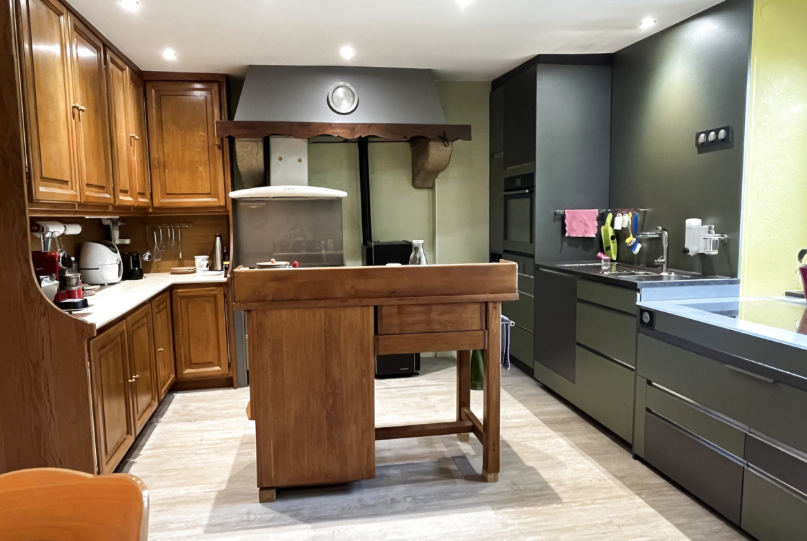 photo_50900208ff99b2f2ae1aafc3ac44b481_Inc_0