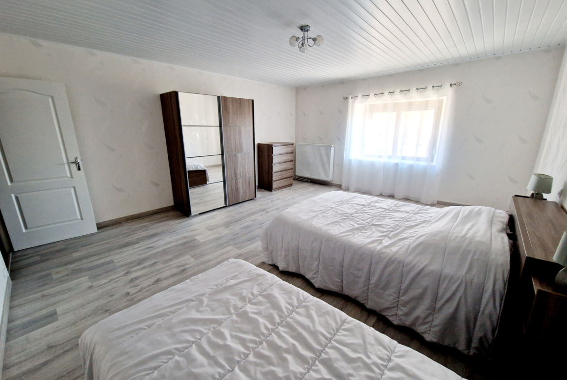 photo_fffa57b85c3ae00a02887dde80608877