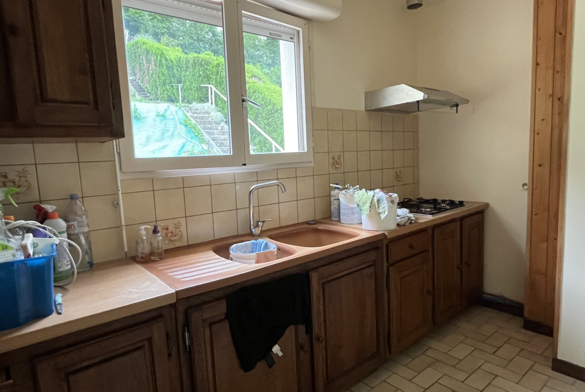 photo_37911a9263a833f02ab67a7107930ce3