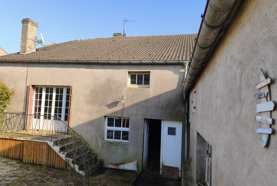 photo_46fc4e83c2969d53abc870d0caab7b97