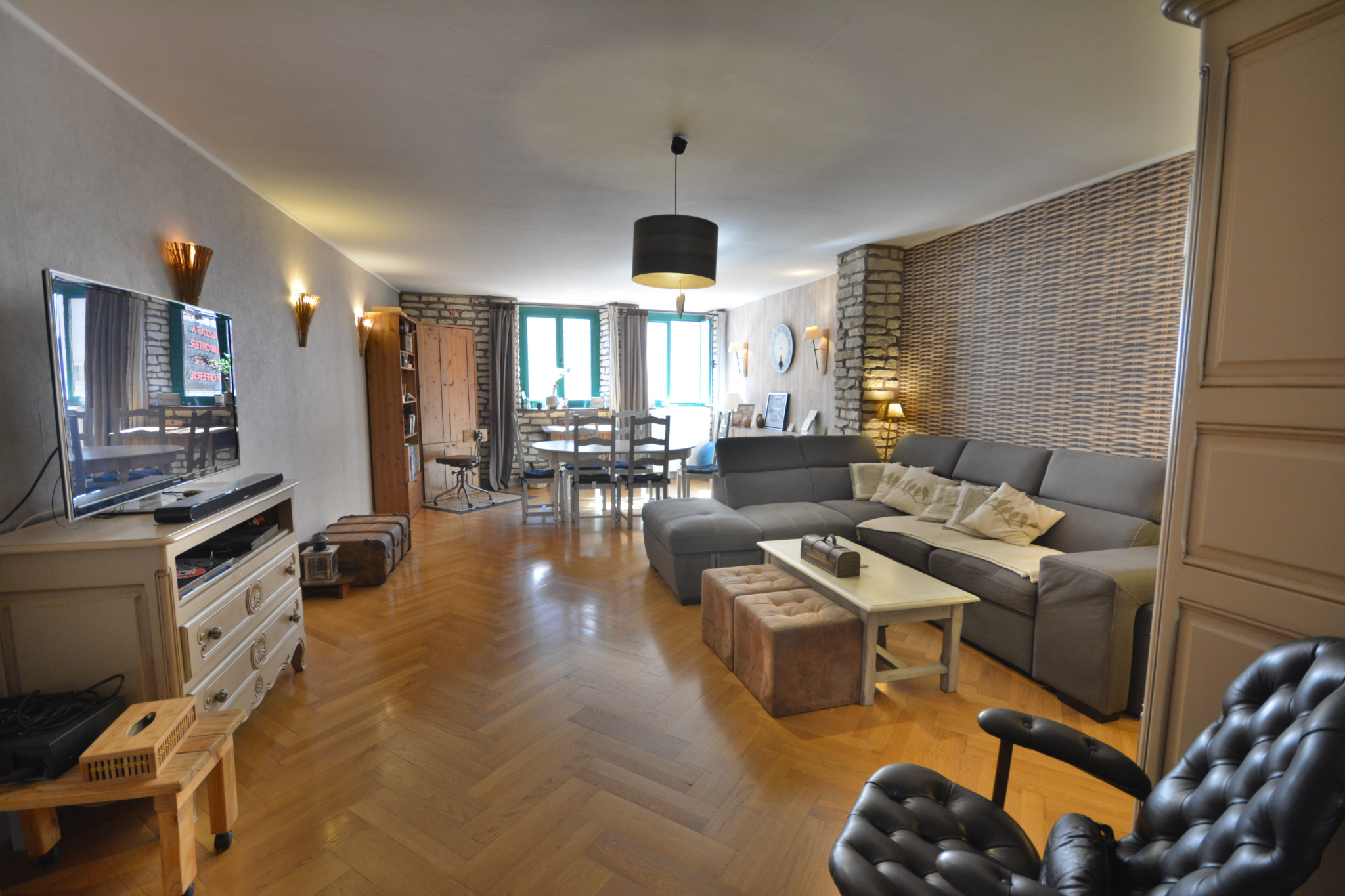 photo_9e0009a82b6c3068f2ed537b0692c196