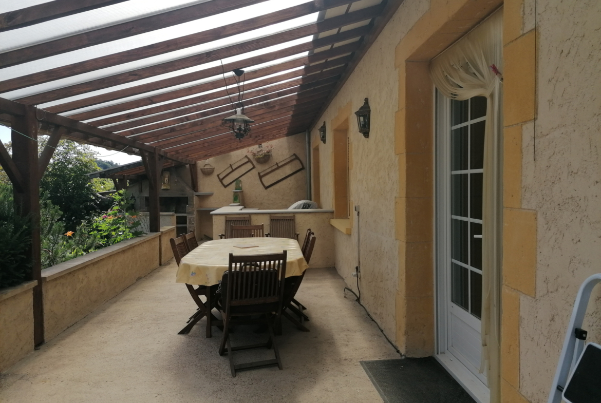 photo_232576da606e641e5a2007ca132404f7