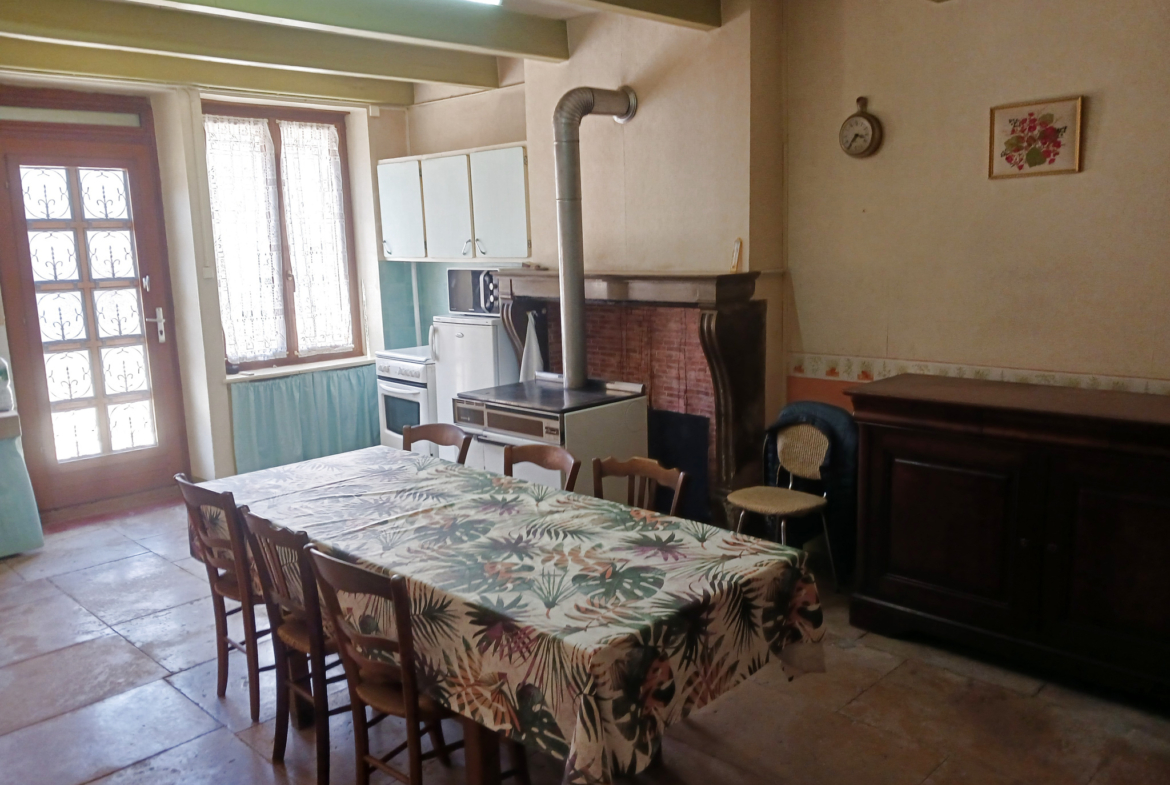 photo_3fd85686811d1ad552d9ffe45c18841a_Inc_0