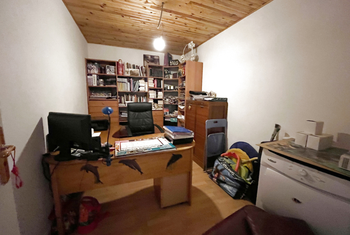 photo_66b952e06990ce92e6a849aa7eba3c96_Inc_1